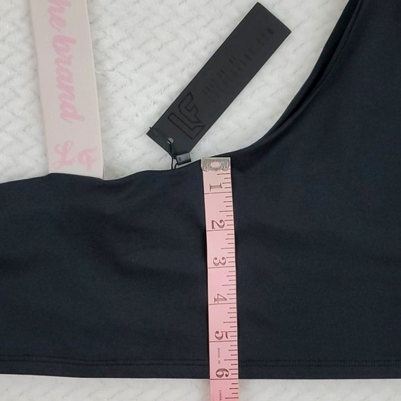 LF The Brand Crop Top Active Wear Barbiecore Sports Bra Size Large NEW - Picture 6 of 13